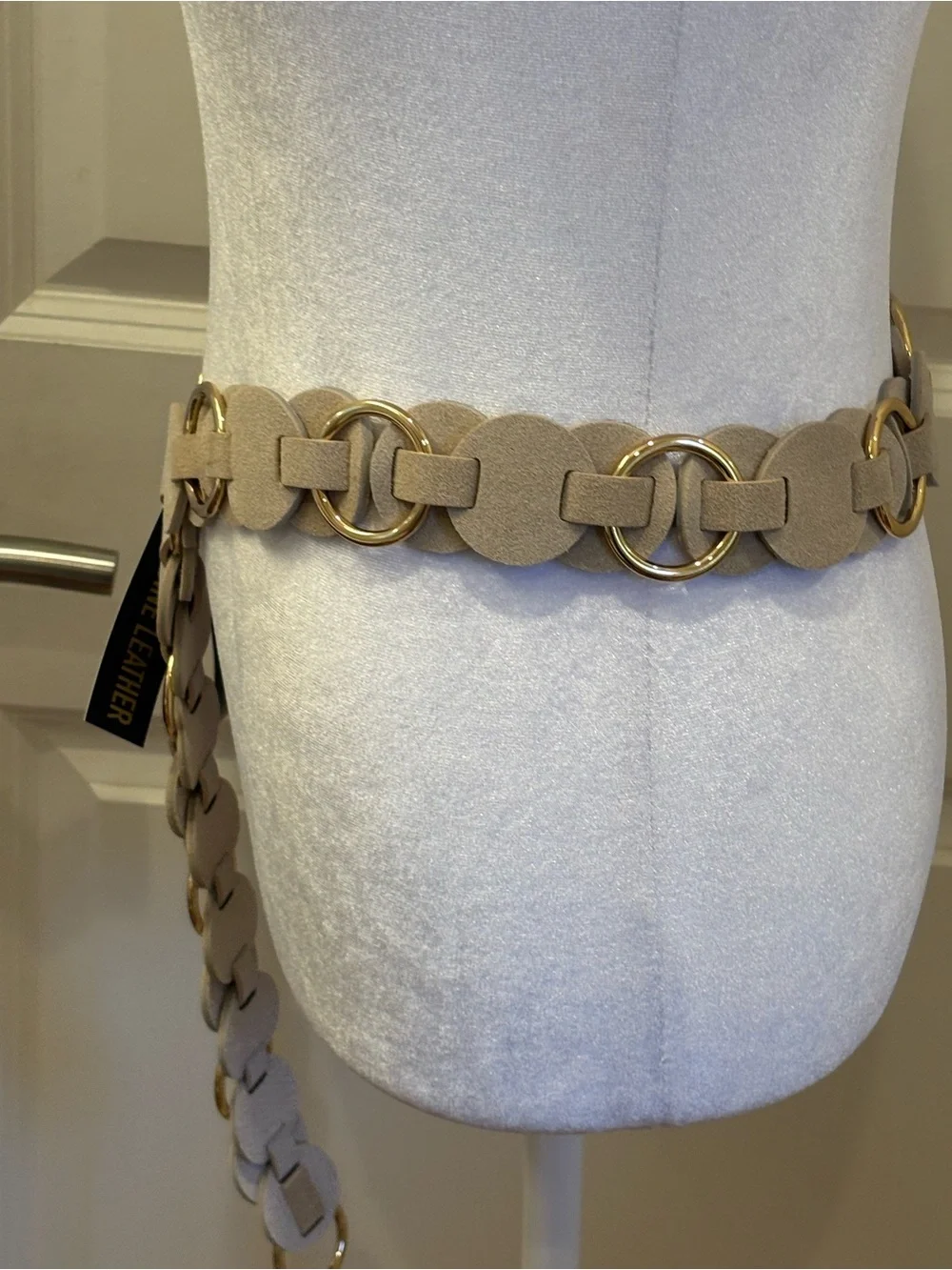 NWT House of Harlow 1960 Beige suede gold Chain-Link adjustable Waist Belt - M/L
